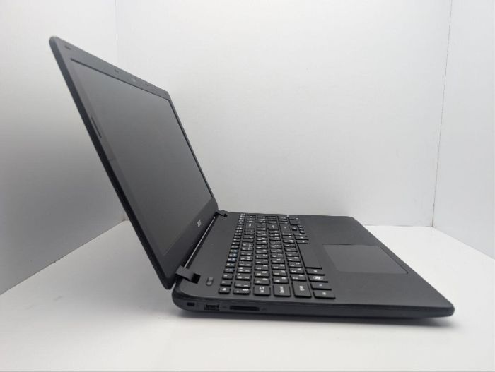 Ноутбук Acer Aspire ES1-531 / 15.6" (1366x768) TN / Intel Celeron N3050 (2 ядра по 1.6 - 2.16 GHz) / 8 GB DDR3 / 120 GB SSD / Intel HD Graphics / WebCam б/в - изображение 4