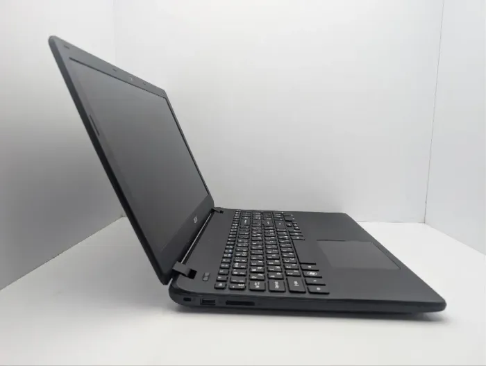 Ноутбук Acer Aspire ES1-531 / 15.6" (1366x768) TN / Intel Celeron N3050 (2 ядра по 1.6 - 2.16 GHz) / 8 GB DDR3 / 120 GB SSD / Intel HD Graphics / WebCam б/в - зображення 4