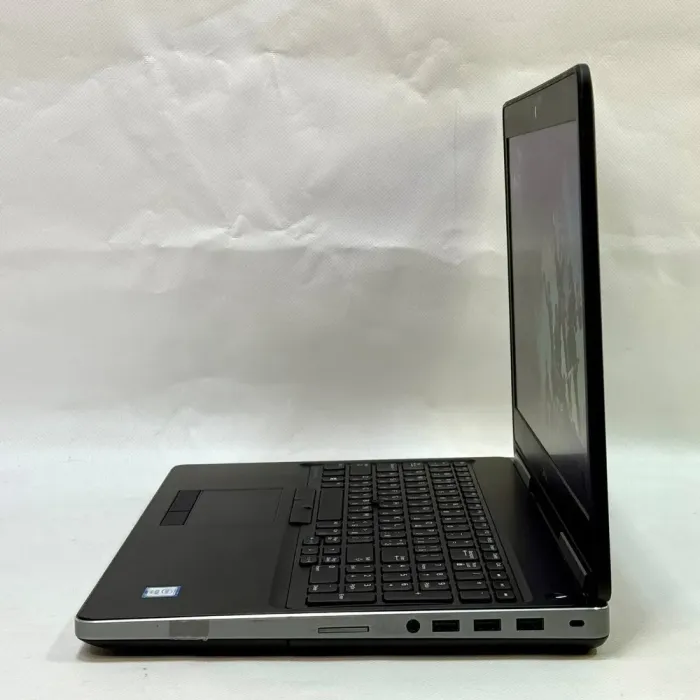 Мобільна робоча станція Dell Precision 7510 / 15,6" (1920x1080) IPS / Intel Xeon E3-1505M v5 (4 (8) ядра по 2,8 - 3,7 ГГц) / 24 ГБ DDR4 / 512 ГБ SSD / nVidia Quadro M2000M, 4 ГБ GDDR5, 128-біт / WebCam б/в - зображення 6