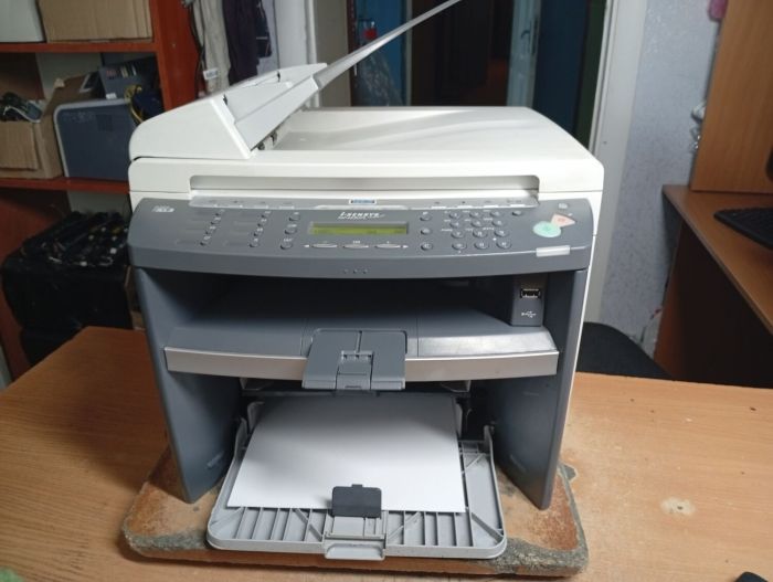 Принтер Canon i-SENSYS MF4690PL / Лазерний монохромний друк / 1200x600 dpi / A4 / 20 стор/хв / USB 2.0, Ethernet / Дуплекс б/в - зображення 2