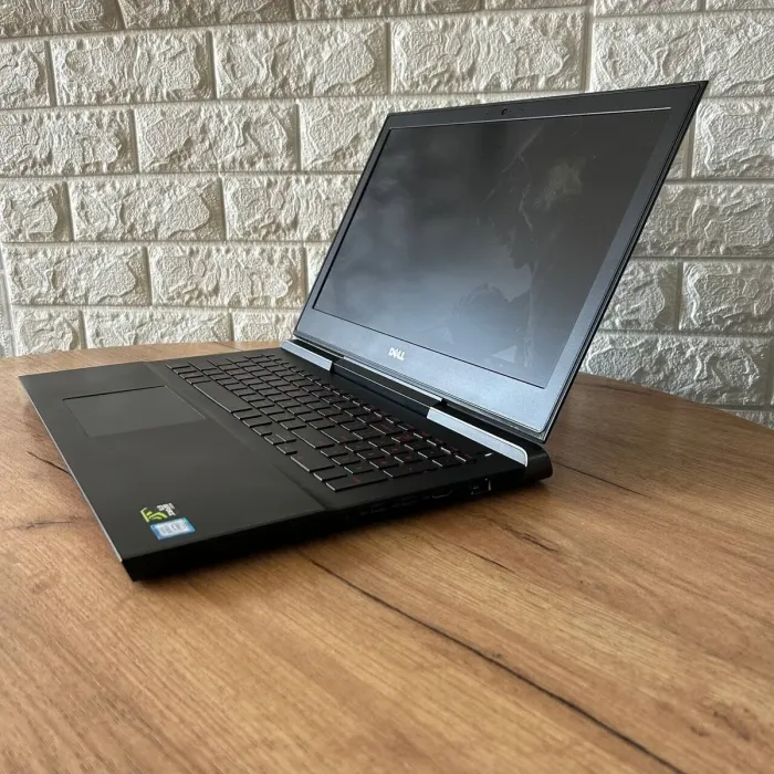 Ігровий ноутбук Б-клас Dell Inspiron 15 Gaming 7567 / 15.6" (1920x1080) IPS / Intel Core i5-7300HQ (4 ядра по 2.5 - 3.5 GHz) / 16 GB DDR4 / 512 GB SSD / nVidia GeForce GTX 1050, 4 GB GDDR5, 128-bit / WebCam б/в - зображення 5