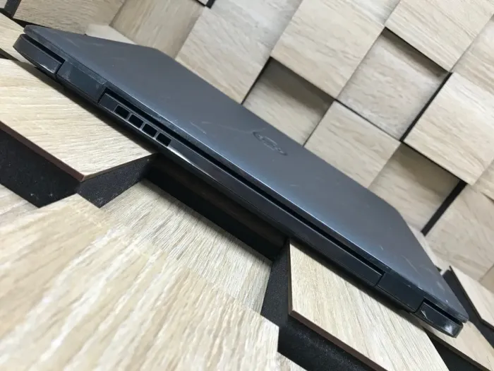 Ультрабук Б-клас Dell Latitude 3420 / 14" (1920x1080) IPS / Intel Core i7-1165G7 (4 (8) ядра по 2.8 - 4.7 GHz) / 8 GB DDR4 / 256 GB SSD M.2 / Intel Iris X Graphics / WebCam / Windows 10 б/в - зображення 7