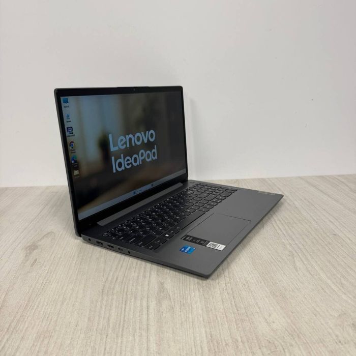 Ультрабук Б-клас Lenovo IdeaPad 3 15IAU7 / 15.6" (1920x1080) IPS / Intel Core i5-1235U (10 (12) ядер по 3.3 - 4.4 GHz) / 8 GB DDR4 / 512 GB SSD / Intel Iris Xe Graphics / WebCam / HDMI б/в - зображення 5