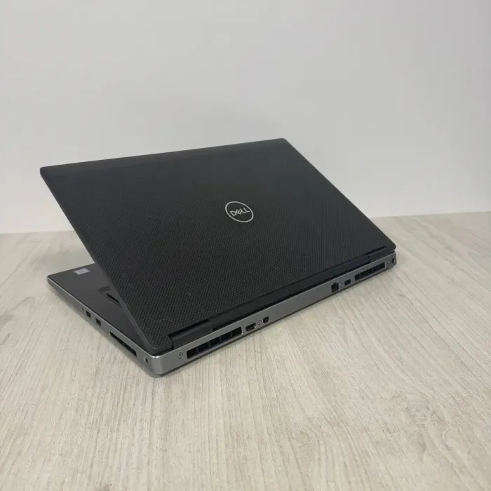 Ноутбук Б-клас Dell Precision 7740 / 17.3" (1920x1080) IPS / Intel Xeon E-2276M (6 (12) ядер по 2.8 - 4.7 GHz) / 32 GB DDR4 / 256 GB SSD / Intel UHD Graphics / WebCam б/в - зображення 6