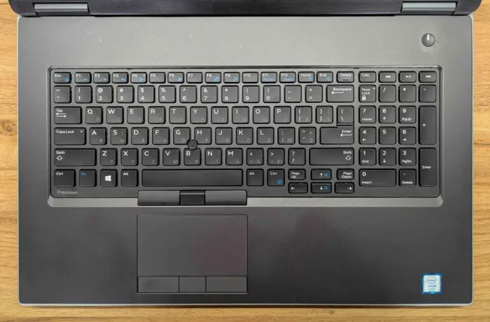 Мобільна робоча станція Dell Precision 7740 / 17.3" (1920x1080) IPS / Intel Xeon E-2276M (6 (12) ядер по 2.8 - 4.7 GHz) / 32 GB DDR4 / 512 GB SSD / nVidia Quadro RTX 4000, 8 GB GDDR6, 256-bit / WebCam / Windows 10 б/в - зображення 3