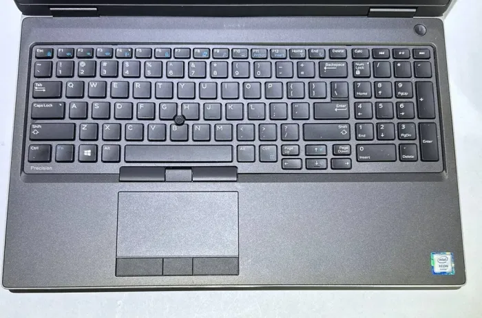 Мобільна робоча станція Б-клас Dell Precision 7540 / 15.6" (1920x1080) IPS / Intel Xeon E2276M (6 (12) ядер по 2.8 - 4.7 GHz) / 32 GB DDR4 / 512 GB SSD / nVidia Quadro T2000, 4 GB GDDR5, 128-bit / WebCam / Win 11 Pro б/в - зображення 8