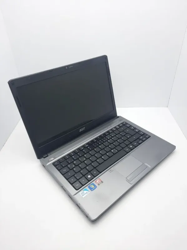 Ноутбук Acer 4810t / 14" (1366x768) TN / Intel Pentium SU4100 (2 (2) ядра по 1.3 GHz) / 6 GB DDR3 / 500 GB HDD / AMD Radeon HD 4330, 512 MB DDR3, 64-bit / WebCam б/в - зображення 3