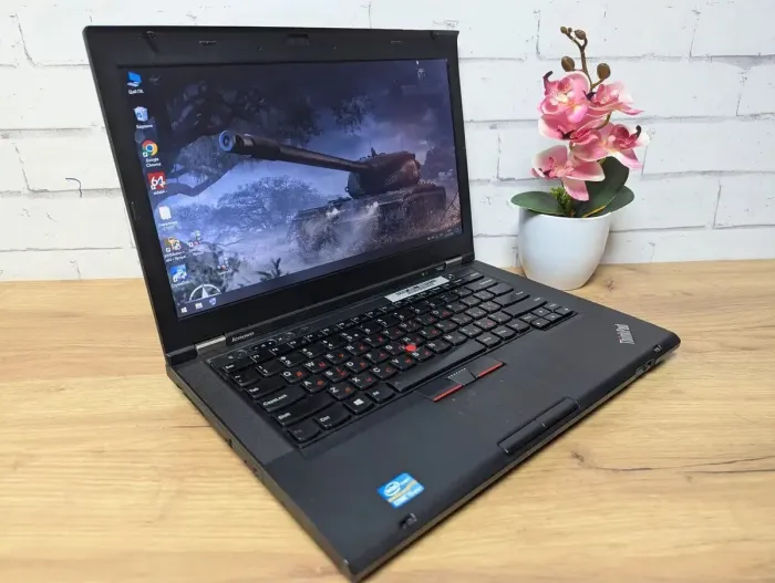 Ноутбук Б-клас Lenovo ThinkPad T430 / 14" (1366x768) TN / Intel Core i5-3320M (2 (4) ядра по 2.6 - 3.3 GHz) / 8 GB DDR3 / 128 GB SSD / Intel HD Graphics 4000 / WebCam / DVD-ROM б/в - зображення 6