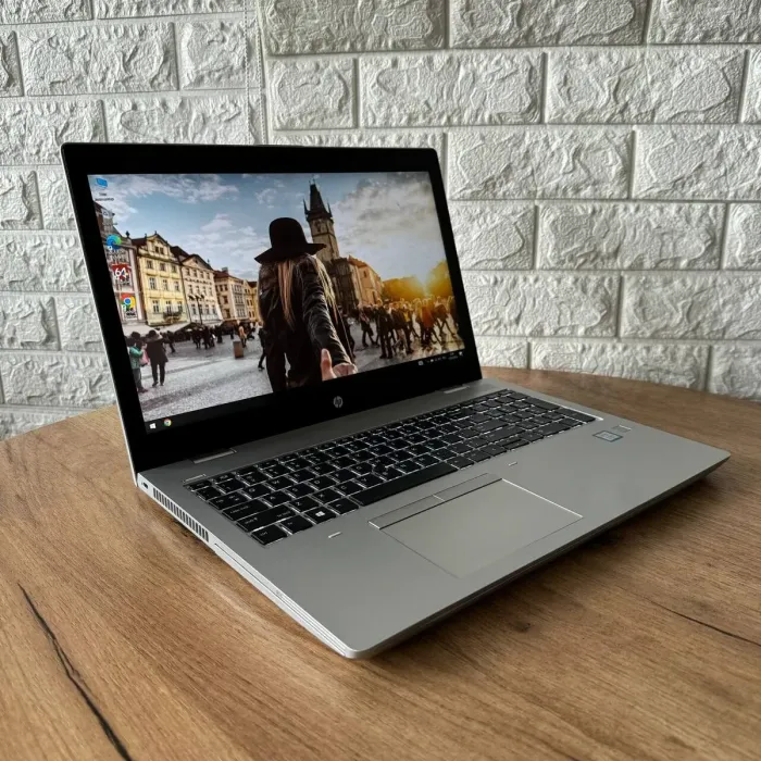 Ноутбук Б-клас HP ProBook 650 G5 / 15.6" (1920x1080) IPS / Intel Core i5-8265U (4 (8) ядра по 1.6 - 3.9 GHz) / 8 GB DDR4 / 512 GB SSD / Intel UHD Graphics 620 / WebCam / DVD-ROM б/в - зображення 4