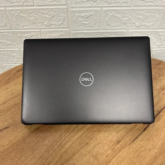 Ультрабук Б-клас Dell Latitude 5401 / 14" (1920x1080) IPS / Intel Core i7-9850H (6 (12) ядра по 2.6 - 4.6 GHz) / 16 GB DDR4 / 128 GB SSD M.2 / Intel UHD Graphics 630 / WebCam б/в - зображення 3