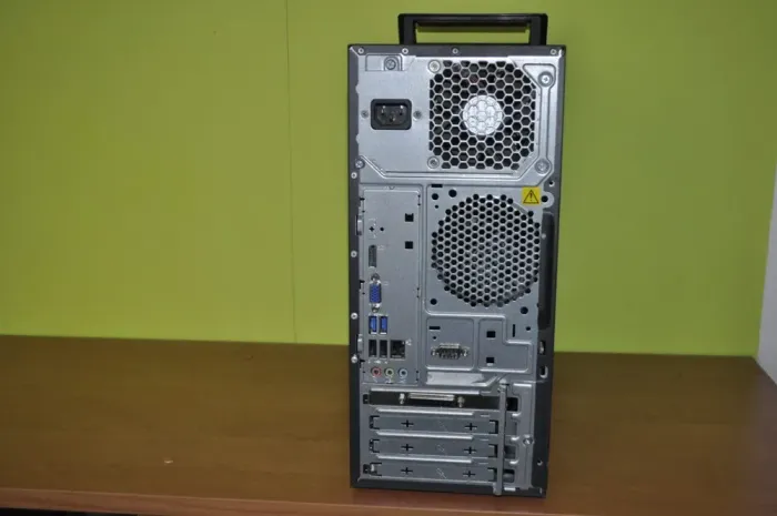 Комп'ютер Lenovo ThinkCentre E73 Tower / Intel Core i5-4570 (2 (4) ядра по 3.2 - 3.6 GHz) / 16 GB DDR3 / 240 GB SSD / Intel HD Graphics 4600 / DVD-ROM б/в - зображення 5