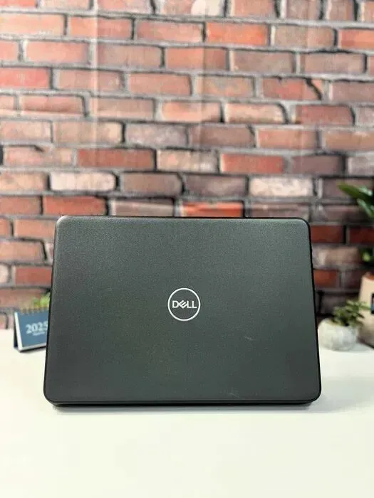 Ультрабук Dell Latitude 3310 / 13.3" (1366x768) TN / Intel Core i5-8265U (4 (8) ядра по 1.6 - 3.9 GHz) / 8 GB DDR4 / 256 GB SSD / Intel UHD Graphics / WebCam / Win 10 Pro б/в - зображення 6