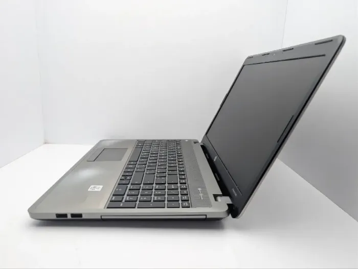 Ноутбук HP ProBook 4540s / 15,6" (1366x768) TN / Intel Core i5-2520M (2 (4) ядра по 2,5 - 3,2 ГГц) / 6 ГБ DDR3 / 500 ГБ HDD / AMD Radeon HD 7500M, 2 ГБ GDDR3, 64-біт / Веб-камера / АКБ не тримає заряд б/в - зображення 5