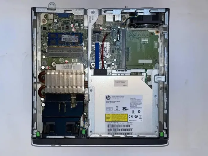 Неттоп HP Compaq 8200 Elite USFF / Intel Core i5-2400S (4 ядра по 2.5 - 3.3 GHz) / 8 GB DDR3 / 320 GB HDD / Intel HD Graphics 2000 / DVD-ROM б/в - зображення 6