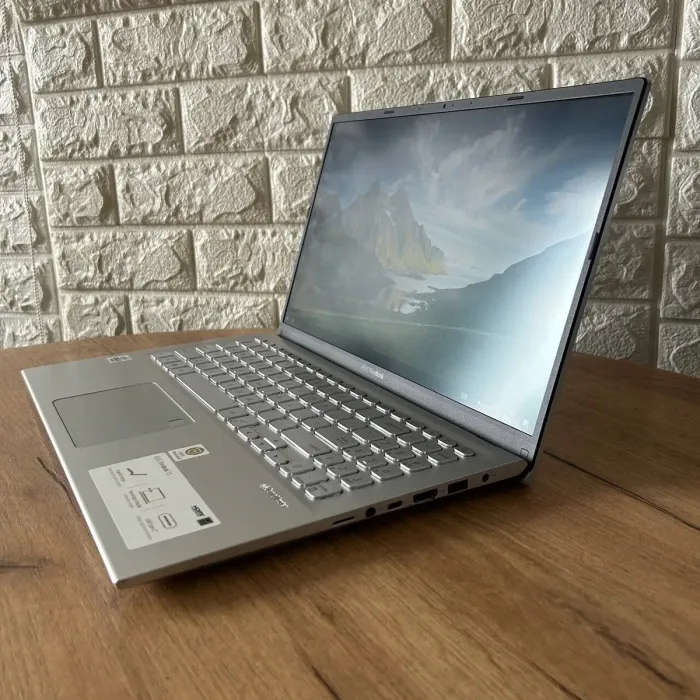 Ультрабук Б-клас Asus VivoBook F512J / 15.6" (1920x1080) IPS / Intel Core i3-1005G1 (2 (4) ядра по 1.2 - 3.4 GHz) / 4 GB DDR4 / 128 GB SSD / Intel UHD Graphics / WebCam б/в - зображення 5