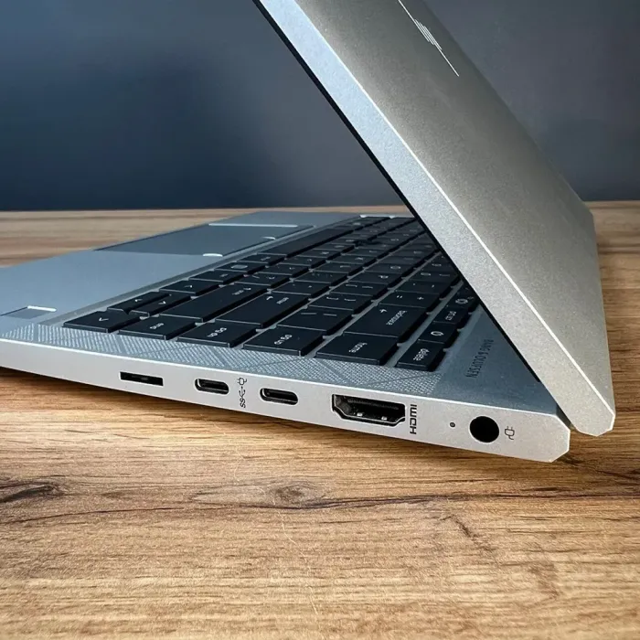 Ультрабук HP EliteBook 845 G7 / 14" (1920x1080) IPS Touch / AMD Ryzen 5 Pro 4650U (6 (12) ядер по 2.1 - 4.0 GHz) / 8 GB DDR4 / 256 GB SSD M.2 / AMD Radeon RX Vega 6 Graphics / WebCam б/в - зображення 7