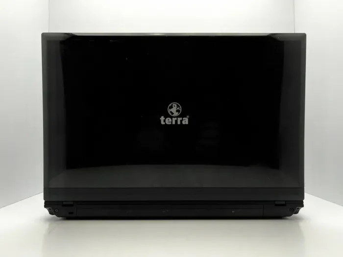 Ноутбук Terra Mobile 1512 / 15.6" (1366x768) TN / Intel Celeron 1037U (2 ядра по 1.8 GHz) / 4 GB DDR3 / 250 GB HDD / Intel HD Graphics 2500 / WebCam / АКБ не тримає б/в - зображення 5