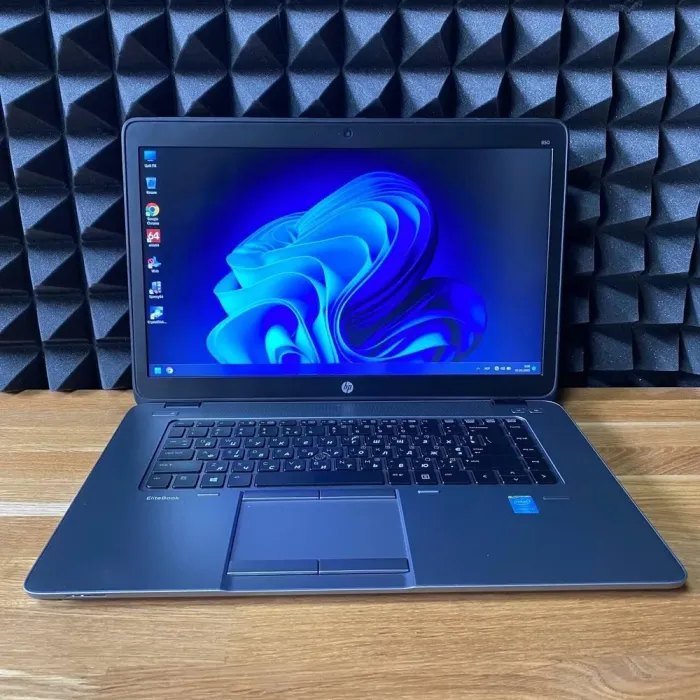 Ноутбук HP EliteBook 850 G2 / 15.6" (1920x1080) TN / Intel Core i7-5600U (2 (4) ядра по 2.6 - 3.2 GHz) / 16 GB DDR3 / 256 GB SSD / Intel HD Graphics 5500 / WebCam б/в - зображення 2