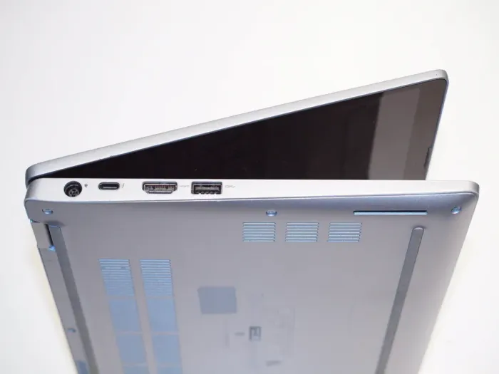 Ультрабук-трансформер Б-класс Dell Latitude 5310 2-in-1 / 13.3" (1920x1080) IPS Touch / Intel Core i7-10810U (6 (12) ядра по 1.1 - 4.9 GHz) / 16 GB DDR4 / 512 GB SSD / Intel UHD Graphics / WebCamб/в - зображення 6