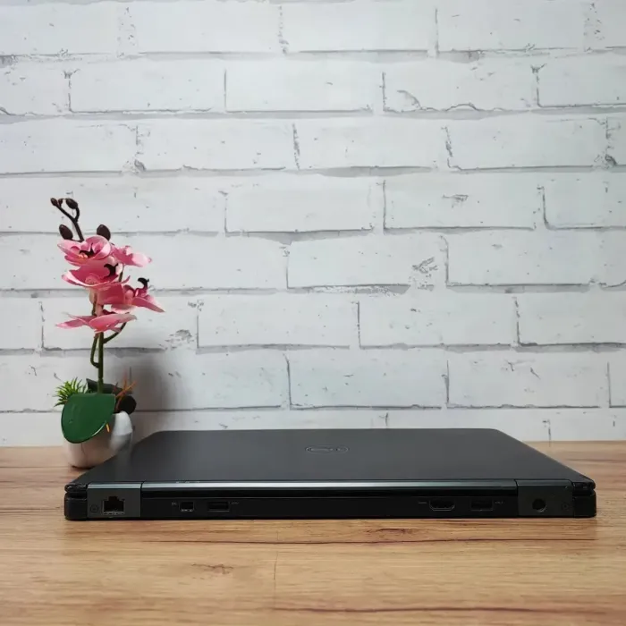 Ноутбук Б-клас Dell Latitude E7450 / 14" (1366x768) TN / Intel Core i5-5300U (2 (4) ядра по 2.3 - 2.9 GHz) / 8 GB DDR3 / 256 GB SSD / Intel HD Graphics 5500 / WebCam б/в - зображення 7