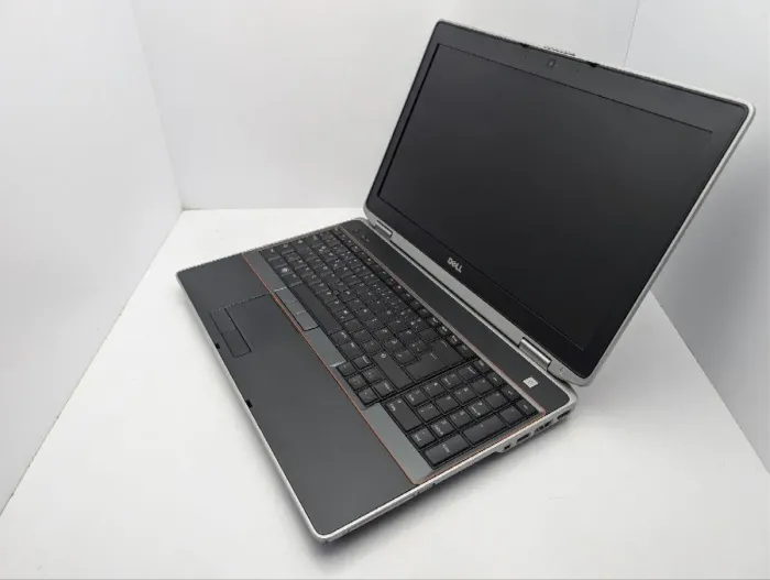 Ноутбук Б-клас Dell Latitude E6520 / 15.6" (1920x1080) IPS / Intel Core i7-2760QM (4 (8) ядра по 2.4 - 3.5 GHz) / 8 GB DDR3 / 1000 GB HDD / nVidia NVS 4200M, 512 MB GDDR3, 64-bit / WebCam б/в - зображення 7