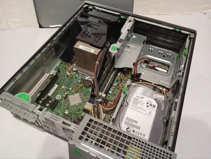 Комплект ПК: HP Compaq Pro 6300 SFF / Intel Core i5-3470 (4 ядра по 3.2 - 3.6 GHz) / 16 GB DDR3 / 500 GB HDD / Intel HD Graphics 2500 + Монітор Dell UltraSharp U2412M / 24" (1920x1200) IPS / 1x DP, 1x DVI, 1x VGA, 5x USB 2.0 / VESA 100x100 / Pivot б/в - зображення 6