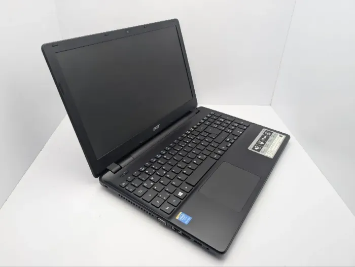 Ноутбук Acer Aspire E5-511 / 15.6" (1366x768) TN / Intel Pentium N3530 (4 ядра по 2.16 - 2.58 GHz) / 8 GB DDR3 / 120 GB SSD / Intel HD Graphics / WebCam / DVD-ROM б/в - зображення 6
