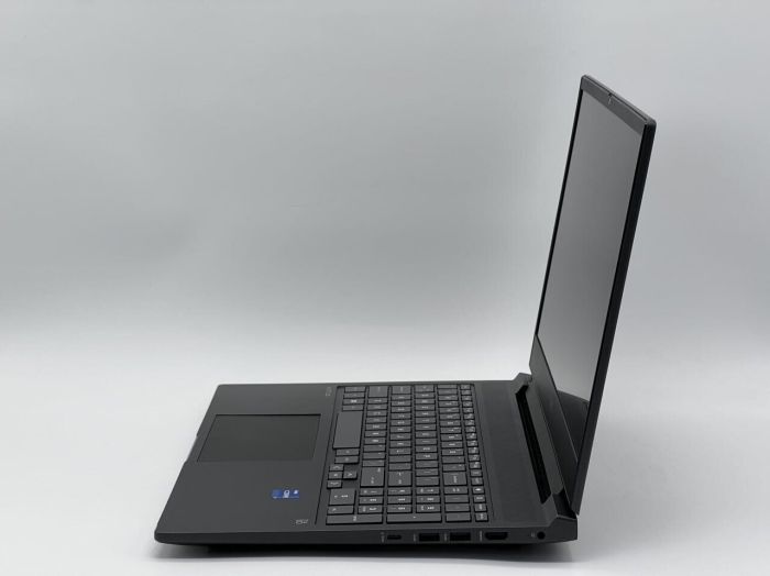 Ігровий ноутбук HP Victus 16-r0073cl / 16.1" (1920x1080) IPS / Intel Core i7-13700HX (16 (24) ядер по 2.1 - 5.0 GHz) / 32 GB DDR5 / 480 GB SSD / nVidia GeForce RTX 4060, 8 GB GDDR6, 128-bit / WebCam б/в - зображення 4