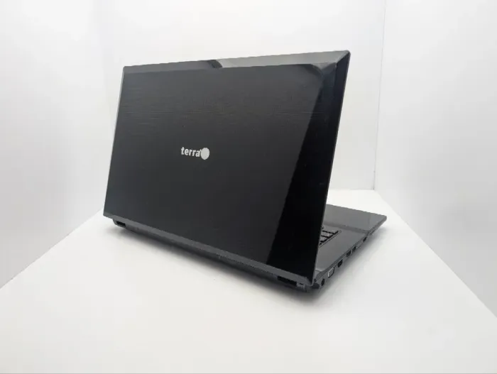 Ноутбук Terra Mobile 1748 / 17.3" (1600x900) TN / Intel Core i3-2330M (2 (4) ядра по 2.2 GHz) / 6 GB DDR3 / 240 GB SSD / Intel HD Graphics 3000 / WebCam б/в - зображення 8