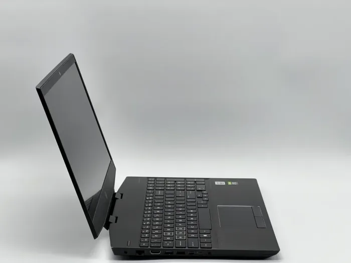 Ігровий ноутбук HP Omen 15-dh1053nr / 15.6" (1920x1080) IPS / Intel Core i7-10750H (6 (12) ядер по 2.6 - 5.0 GHz) / 32 GB DDR4 / 480 GB SSD / nVidia GeForce RTX 2070 Max-Q, 8 GB GDDR6, 256-bit / WebCam б/в - зображення 3