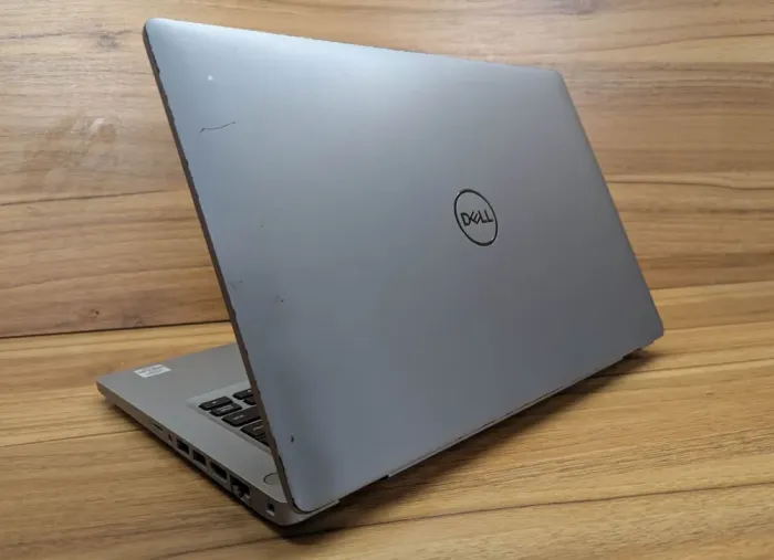 Ультрабук Dell Latitude 5410 / 14" (1920x1080) IPS / Intel Core i5-10310U (4 (8) ядра по 1.7 - 4.4 GHz) / 8 GB DDR4 / 256 GB SSD / Intel UHD Graphics / WebCam / Windows 10 б/в - зображення 7