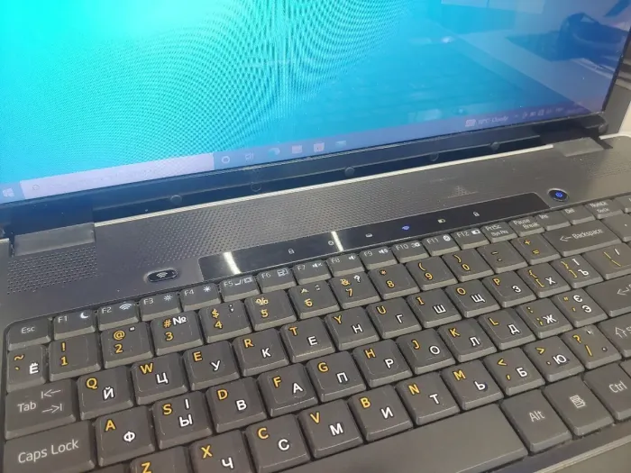 Ноутбук Б класс DakTech PlaidBook SP15R-UMA Grey 15.6" TN / Intel Core i3-2310M (2(4) ядра по 2.1 GHz) / 4 GB DDR3 / 320GB HDD / WebCam / HDMI б/в - зображення 12