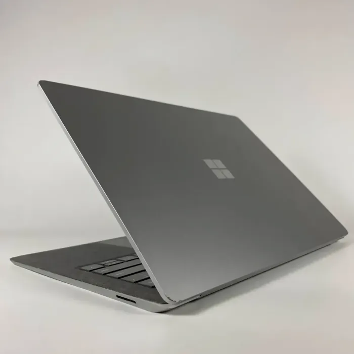 Ультрабук Microsoft Surface Laptop 3 / 13.5" (2256x1504) IPS Touch / Intel Core i5-1035G7 (4 (8) ядра по 1.2 - 3.7 GHz) / 8 GB DDR4 / 256 GB SSD / Intel Iris Plus Graphics / WebCam б/в - зображення 7