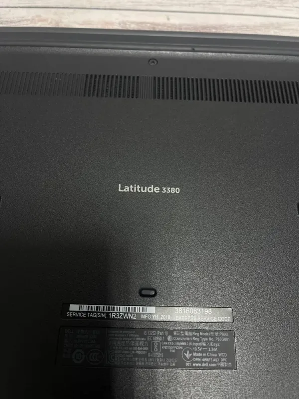 Ультрабук Dell Latitude 3380 / 13.3" (1366x768) TN / Intel Core i5-7200U (2 (4) ядра по 2.5 - 3.1 GHz) / 8 GB DDR4 / 128 GB SSD / Intel HD Graphics 620 / WebCam б/в - зображення 5