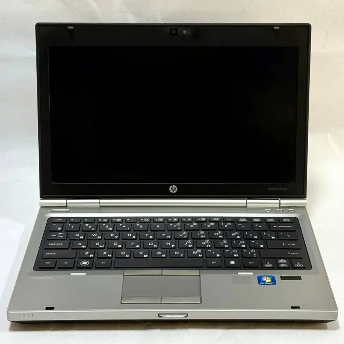 Нетбук Б-клас HP EliteBook 2560p / 12.5" (1366x768) TN / Intel Core i3-2310M (2 (4) ядра по 2.1 GHz) / 8 GB DDR3 / 120 GB SSD / Intel HD Graphics 3000 / WebCam / Windows 10 Pro б/в - зображення 3