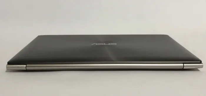 Ультрабук Asus ZenBook UX31E / 13.3'' (1600x900) TN / Intel Core i5-2557M (2 (4) ядра по 1.7 - 2.7 GHz) / 4 GB DDR3 / 128 GB SSD / Intel HD Graphics 3000 / WebCam / Win 10 Home б/в - зображення 3