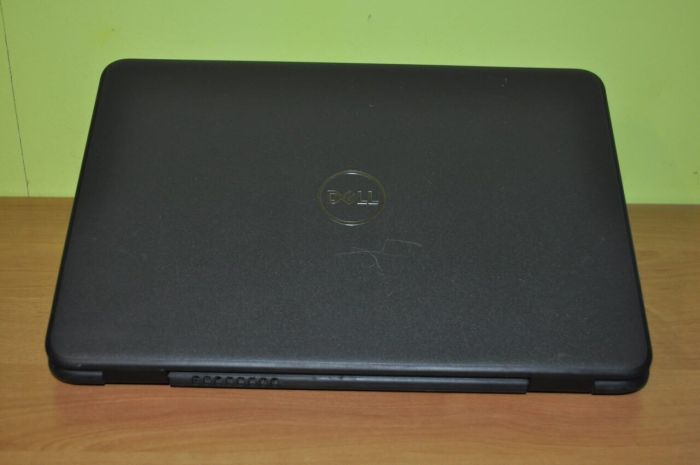 Ноутбук Dell Latitude 3310 / 13.3" (1366x768) TN / Intel Core i3-8145U (2 (4) ядра по 2.1 - 3.9 GHz) / 8 GB DDR4 / 240 GB SSD M.2 / Intel UHD Graphics / WebCam / Windows 11 Pro Education б/в - зображення 9