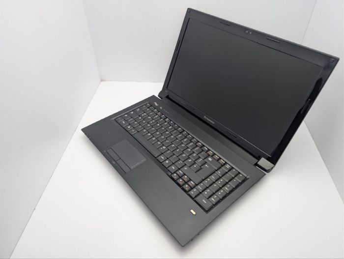 Ноутбук Lenovo B560 / 15.6" (1366x768) TN / Intel Core i3-350M (2 (4) ядра по 2.2 GHz) / 6 GB DDR3 / 320 GB HDD / Intel HD Graphics / WebCam / DVD-ROM б/в - зображення 7