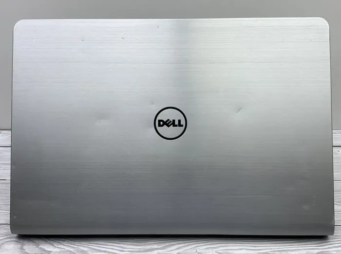 Ноутбук Б-клас Dell Inspiron 15 5547 / 15.6" (1366x768) TN / Intel Core i7-5500U (2 (4) ядра по 2.4 - 3.0 GHz) / 8 GB DDR3 / 240 GB SSD / AMD Radeon R7 M265, 4 GB GDDR3, 128-bit / WebCam б/в - зображення 8