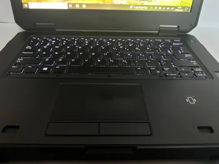 Захищений ноутбук Dell Latitude 5414 Rugged / 14" (1920x1080) IPS / Intel Core i7-6600U (2 (4) ядра по 2.6 - 3.4 GHz) / 16 GB DDR4 / 512 GB SSD / Intel HD Graphics 520 / WebCam / Win 11 б/в - зображення 5