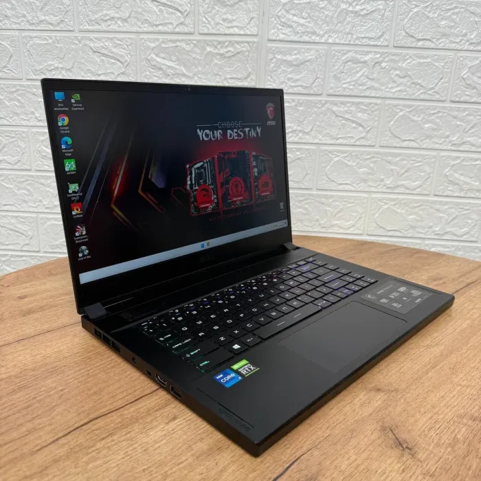 Ігровий ноутбук MSI GS66 Stealth 11UH / 15.6" (1920x1080) IPS / Intel Core i7-11800H (8 (16) ядер по 1.9 - 4.6 GHz) / 32 GB DDR4 / 1000 GB SSD / nVidia GeForce RTX 3080, 16 GB GDDR6, 256-bit / WebCam б/в - зображення 4