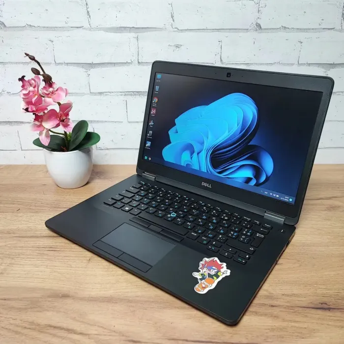 Ультрабук Dell Latitude E7470 / 14" (1366x768) TN / Intel Core i5-6300U (2 (4) ядра по 2.4 - 3.0 GHz) / 8 GB DDR4 / 128 GB SSD / Intel HD Graphics 520 / WebCam б/в - зображення 6