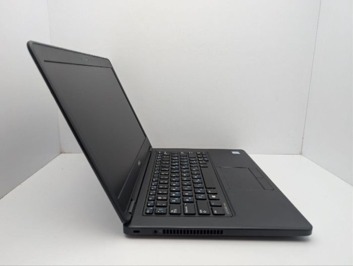 Ноутбук Dell Latitude E5450 / 14" (1366x768) TN / Intel Core i5-5300U (2 (4) ядра по 2.3 - 2.9 GHz) / 8 GB DDR3 / 120 GB SSD / Intel HD Graphics 5500 / WebCam б/в - зображення 4