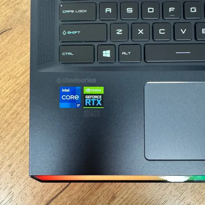 Ігровий ноутбук MSI GE76 Raider 11UG / 17.3" (1920x1080) IPS / Intel Core i7-11800H (8 (16) ядер по 2.3 - 4.6 GHz) / 16 GB DDR4 / 1000 GB SSD / nVidia GeForce RTX 3070, 8 GB GDDR6, 256-bit / WebCam б/в - зображення 8