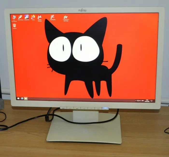 Монітор Б-клас Fujitsu B22W-7 / 22" (1680x1050) TN / USB 2.0, VGA, DVI, DisplayPort / Вбудовоні колонки 2x 1.5W / VESA 100x100 + Кабелі підключення (VGA та живлення) б/в - зображення 11