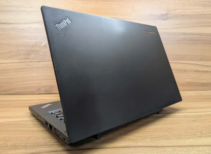 Ультрабук Lenovo ThinkPad T450s / 14" (1920x1080) IPS / Intel Core i7-5600U (2 (4) ядра по 2.6 - 3.2 GHz) / 8 GB DDR3 / 240 GB SSD / Intel HD Graphics 5500 / WebCam / Fingerprint / Windows 10 б/в - зображення 7
