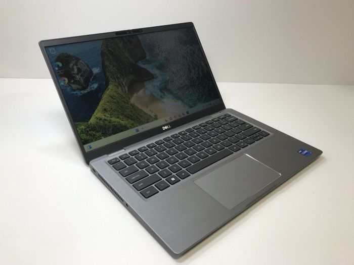 Ультрабук Dell Latitude 7430 / 14" (1920x1080) IPS / Intel Core i7-1265U (10 (12) ядер по 3.6 - 4.8 GHz) / 16 GB DDR4 / 512 GB SSD / Intel Iris Xe Graphics / WebCam / HDMI б/в - зображення 2