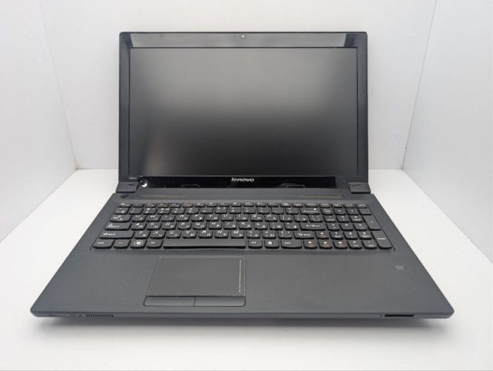 Ноутбук Lenovo IdeaPad V580c / 15,6" (1366x768) TN / Intel Pentium B960 (2 ядра по 2,2 ГГц) / 8 ГБ DDR3 / 500 ГБ HDD / nVidia GeForce 610, 1 ГБ GDDR3, 64-біт / WebCam / DVD-ROM / АКБ не тримає б/в - зображення 3