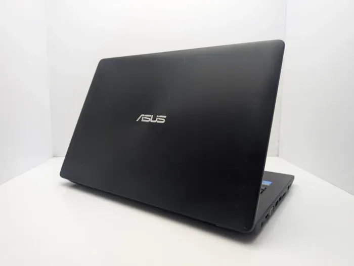 Ноутбук Asus R413M / 14" (1366x768) TN / Intel Pentium N3540 (4 ядра по 2.16 - 2.66 GHz) / 4 GB DDR3 / 1000 GB HDD / Intel HD Graphics / WebCam б/в - зображення 8