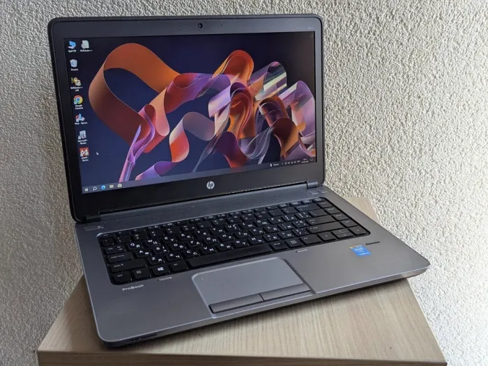 Ноутбук Б-клас HP ProBook 640 G1 / 14" (1600x900) TN / Intel Core i5-4200M (2 (4) ядра по 2.5 - 3.1 GHz) / 8 GB DDR3 / 128 GB SSD / Intel HD Graphics 4600 / WebCam / DVD-ROM б/в - зображення 2